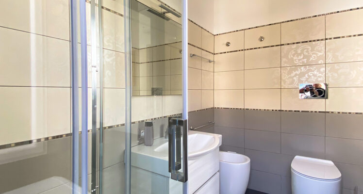 Klimt Bathroom B&B Luce Cagliari