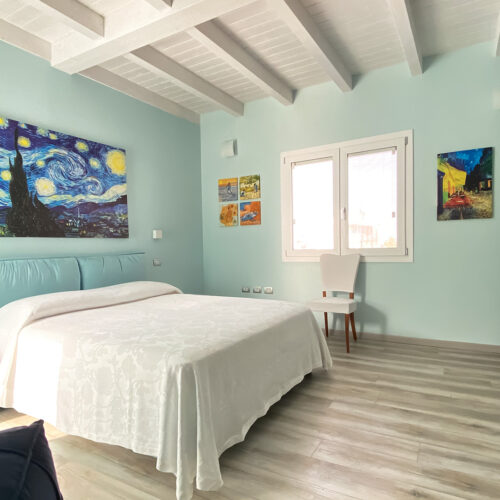 Stanza Van Gogh B&B Luce Cagliari